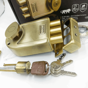 BOSS THREE DEAD BOLT LOCK