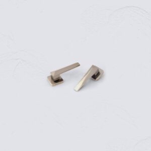 MORTICE BRASS HANDLE (110)